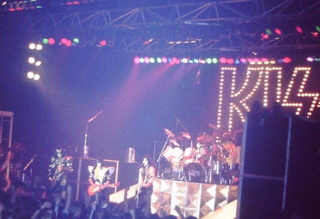 kiss1980.jpg